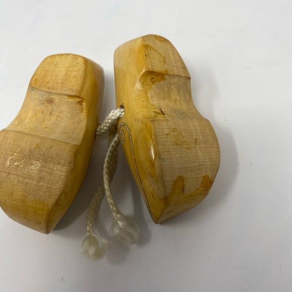 Miniature Holland Dutch Shoes - Picture 4 of 5